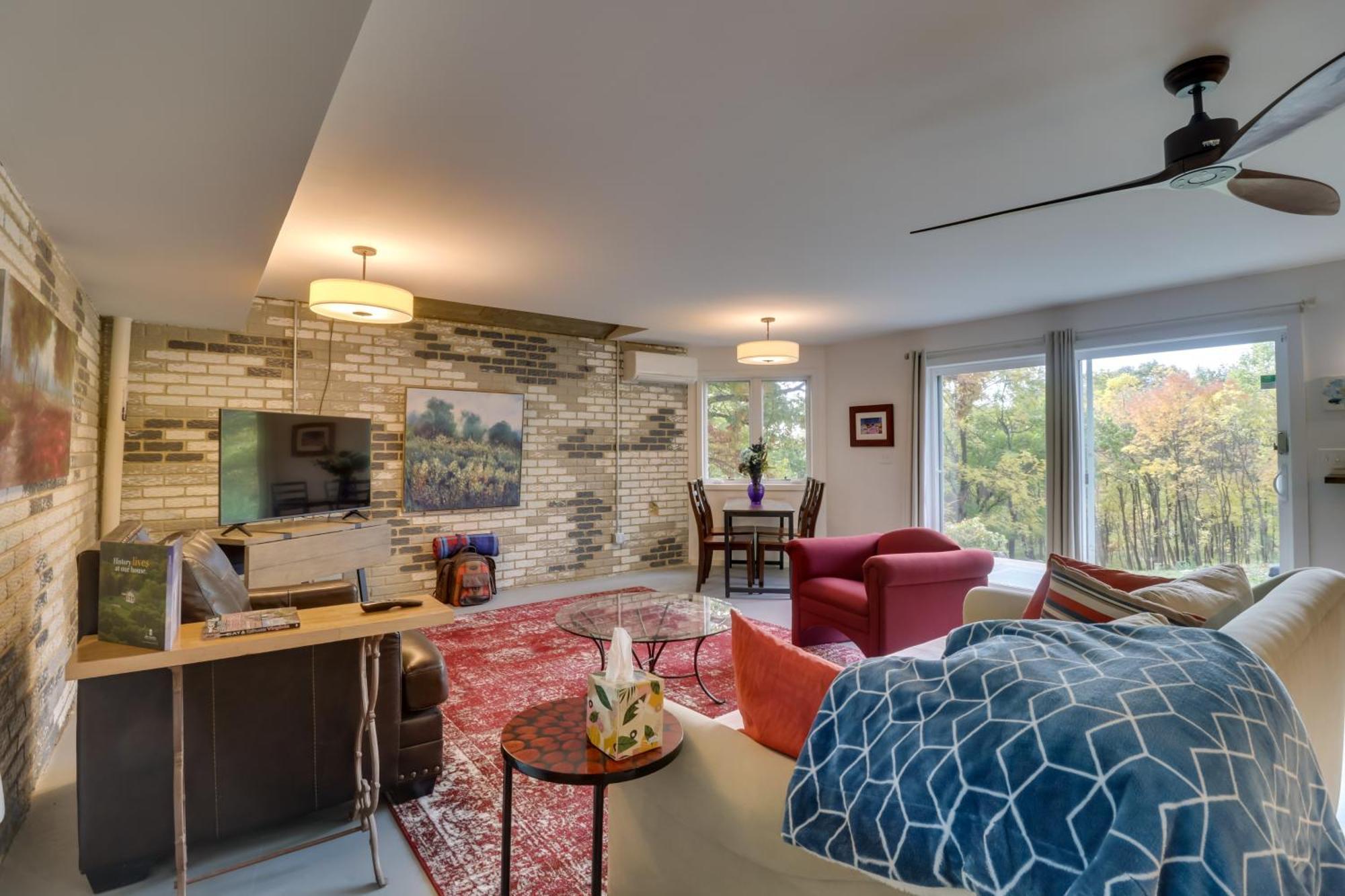 Renovated Studio On 5 Acres - Near Vineyards! Crozet Exterior photo